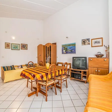 Vintijan 1268 풀라