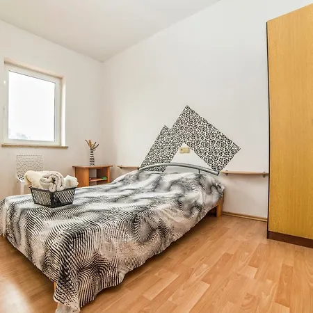 Vintijan 1268 * Pula